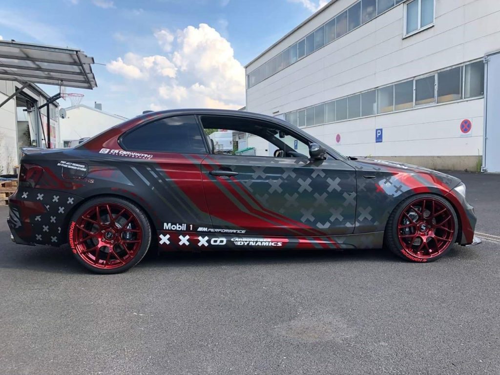 https://www.cr-carwrapping.de/wp-content/uploads/2018/09/1er-M-BMW-Designfolierung-1024x768.jpg