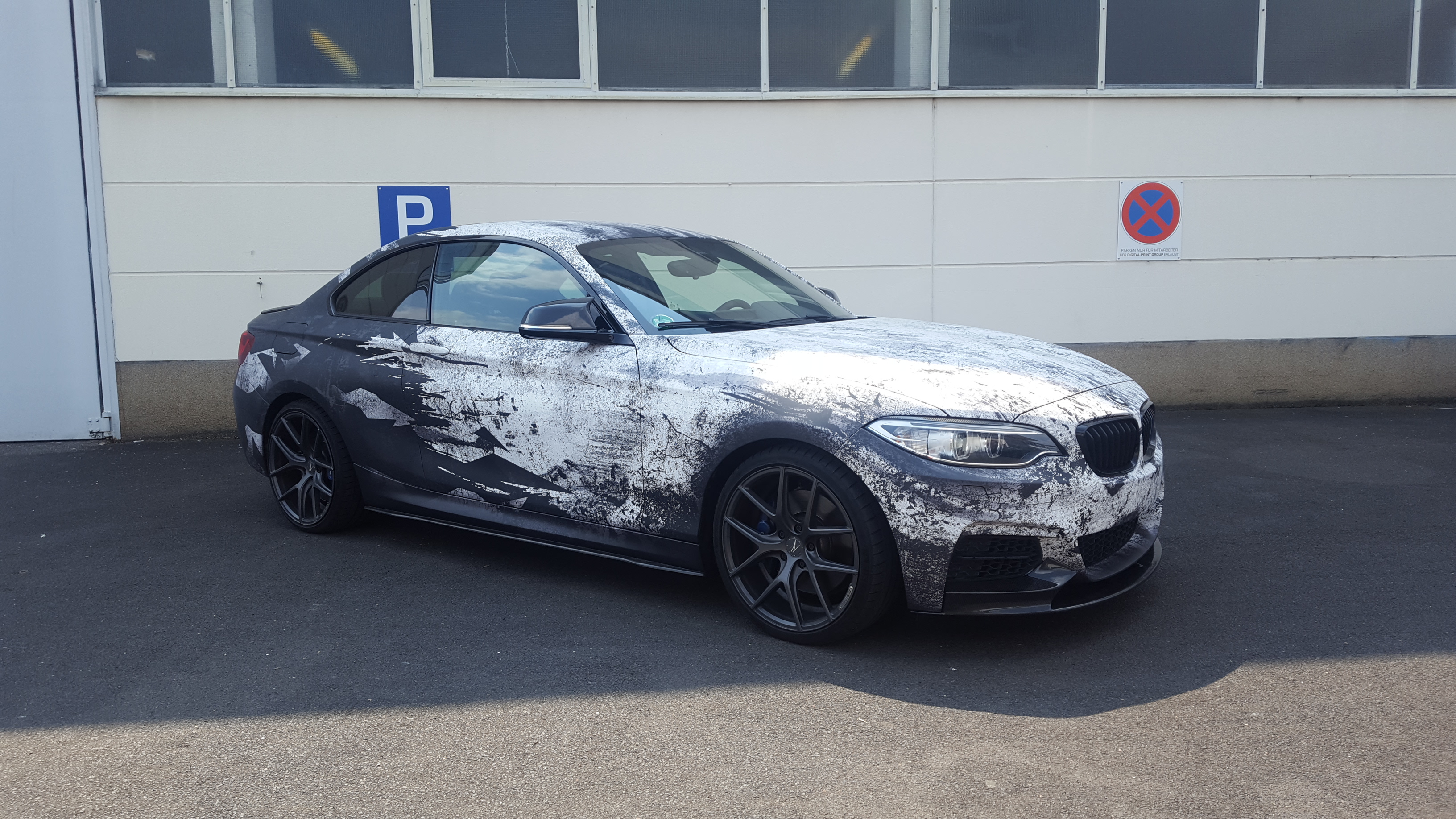 folierung würzburg BMW 2er Coupe Digitaldruck Komplettfolierung