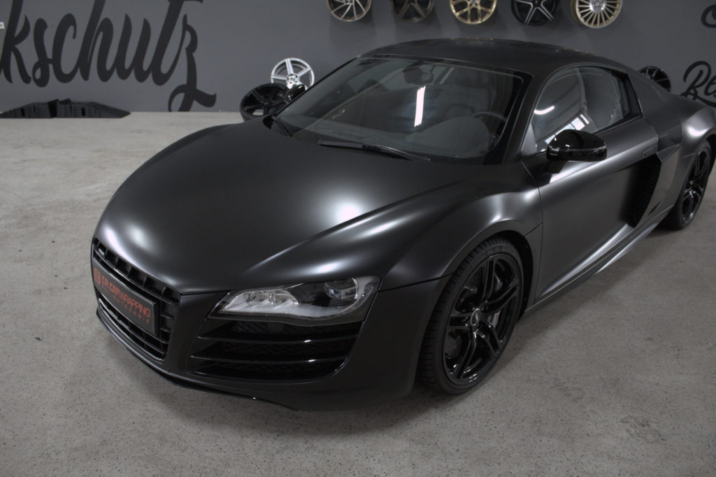 BlackBox-Richter Car-Wrapping - Lackschutzfolie Fahrzeug: Audi R8 V10plus  Lack: schwarz-Glanz Folie: hochtransparente Lackschutzfolie glänzend Audi  Zentrum Passau