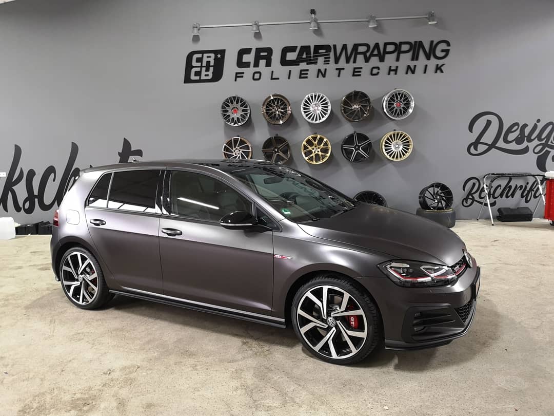 Satin Perl Nero Autofolierung würzburg Golf GTI