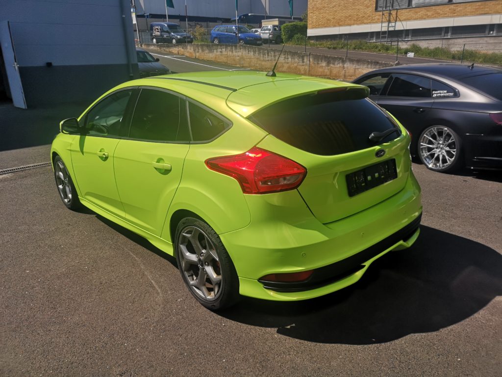 Eyecatcher: Ford Focus ST Folierung