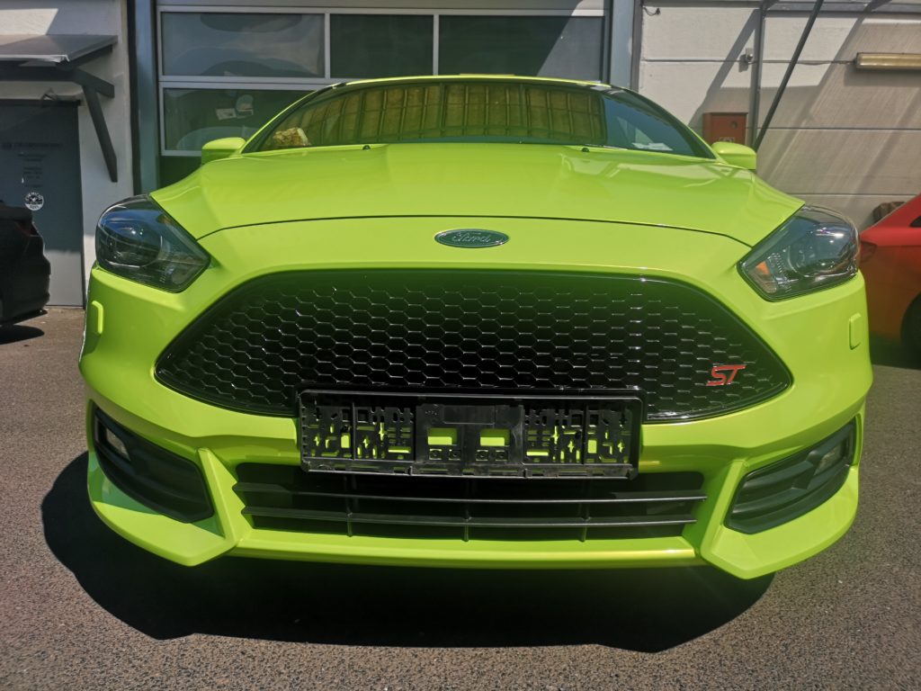 Ford Focus ST Komplettfolierung