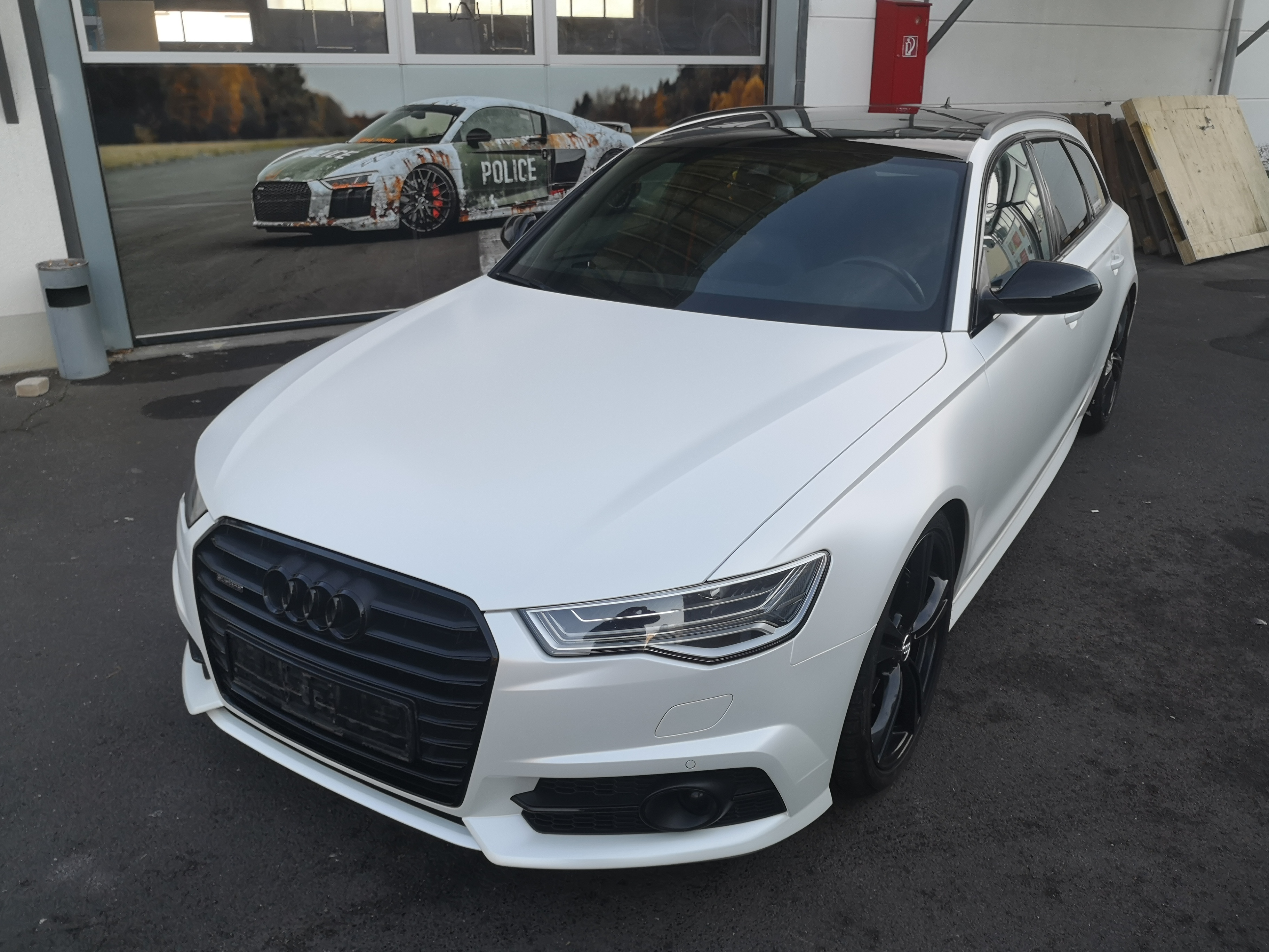 Audi A6 4G Avant Komplettfolierung in Satin Pearl White