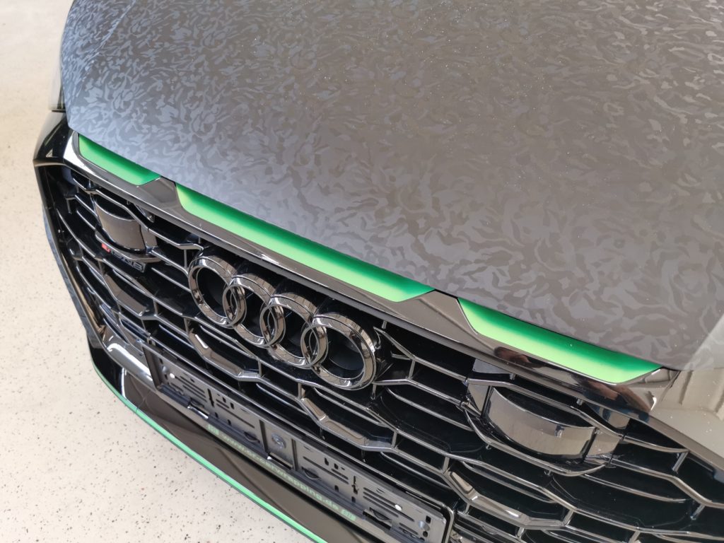 BlackBox-Richter Car-Wrapping - Lackschutzfolie Fahrzeug: Audi R8 V10plus  Lack: schwarz-Glanz Folie: hochtransparente Lackschutzfolie glänzend Audi  Zentrum Passau