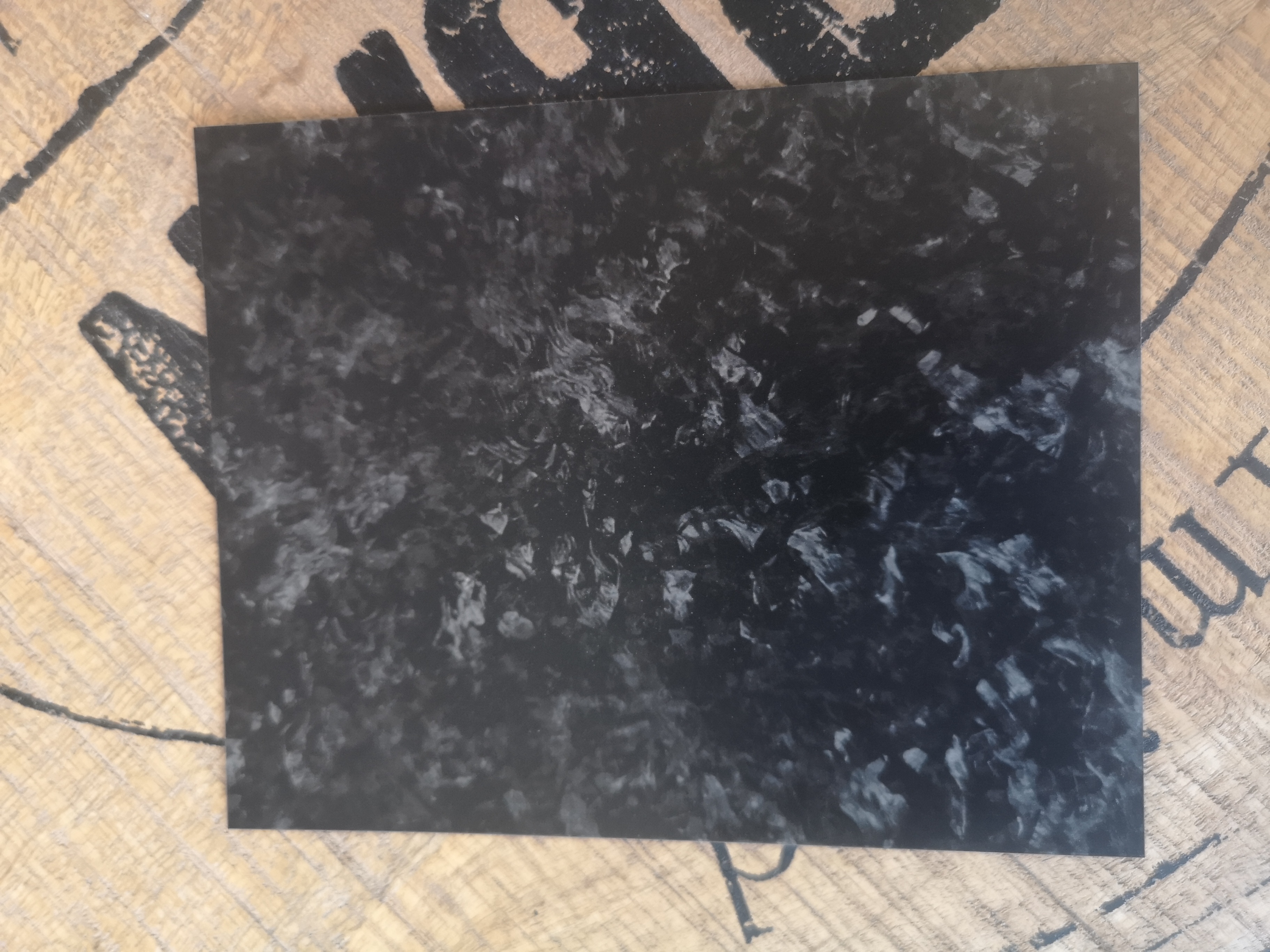 High Gloss Forged Carbon Digitaldruck Folie - Hoch Glänzend