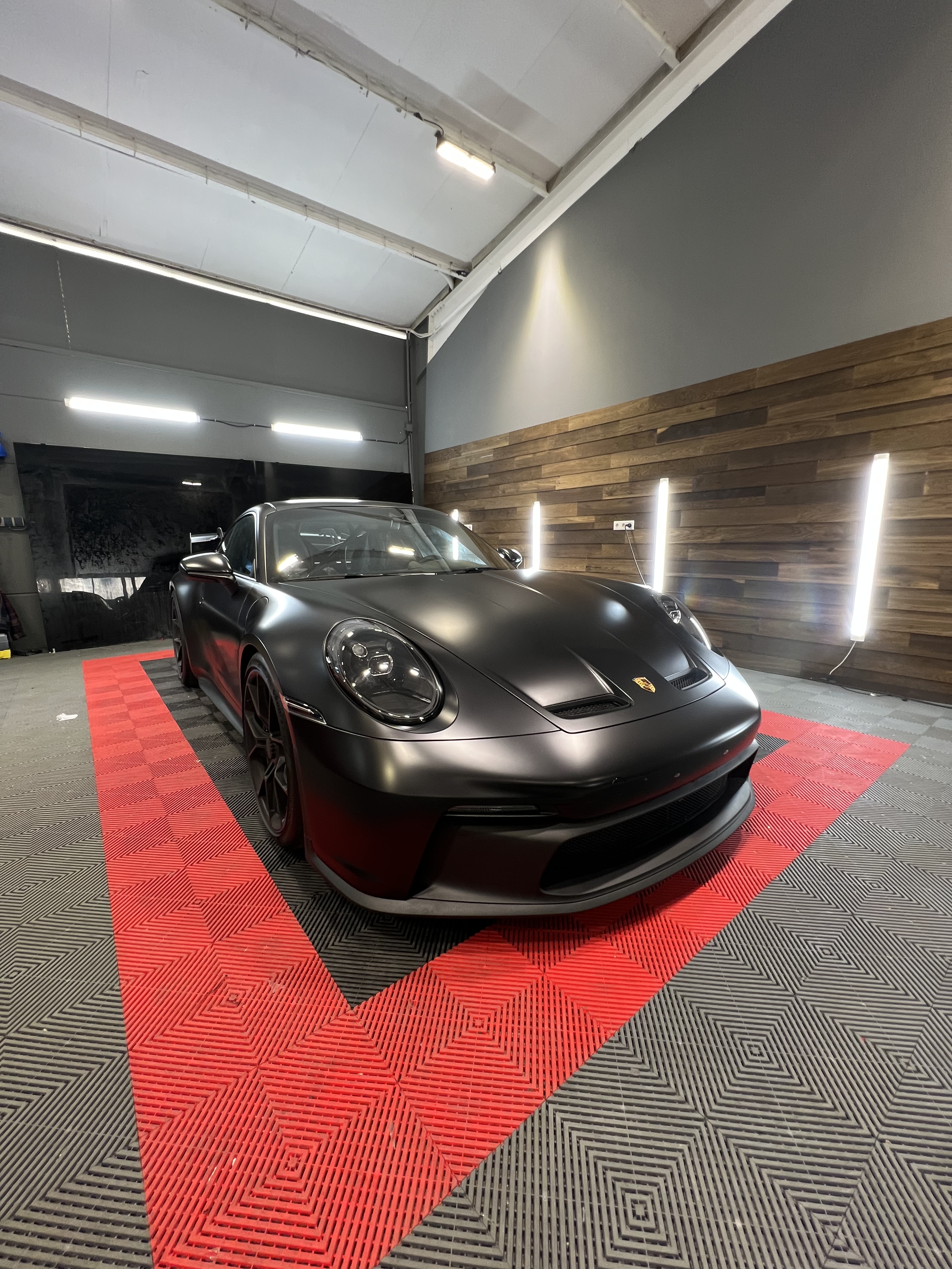 Porsche 992 GT3 XPEL Stealth Lackschutz Komplettfolierung001 37