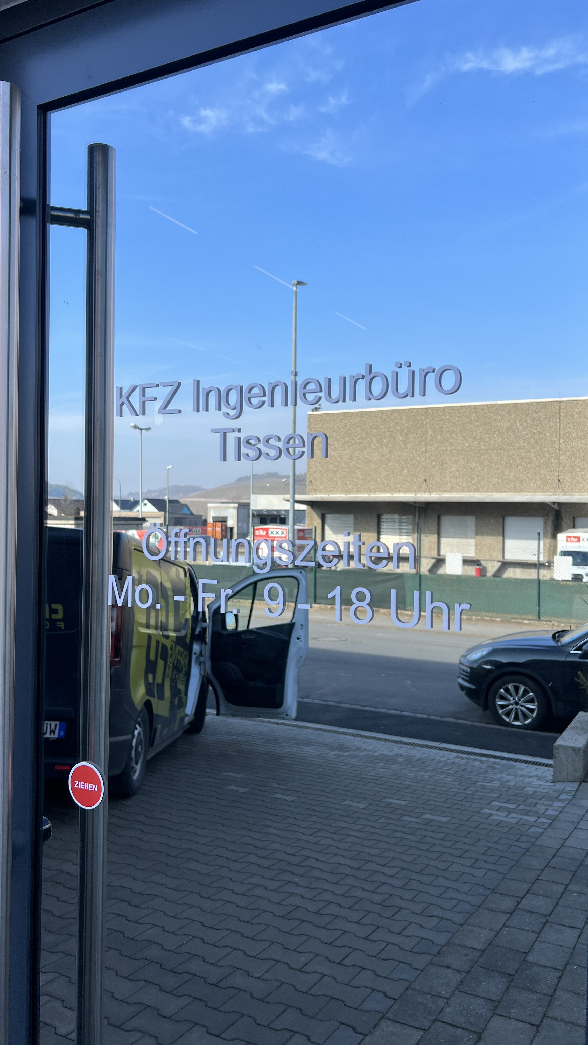 Ladenbeschriftung KFZ Ingenieurbüro Tissen